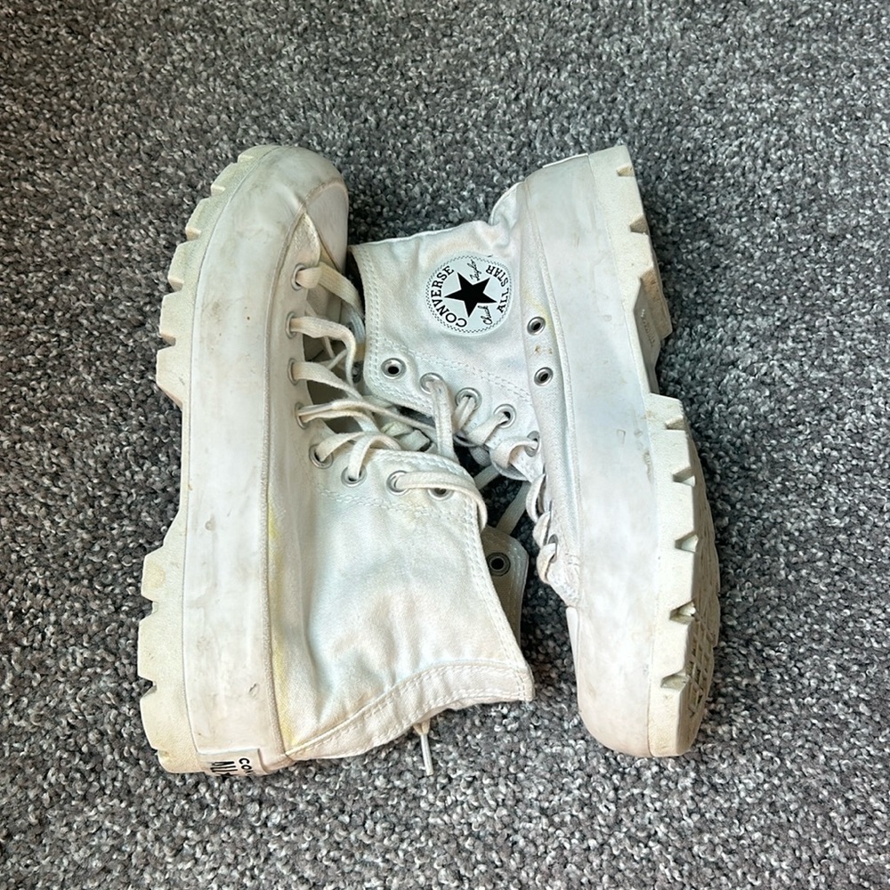 Women’s platform converse color white size 9